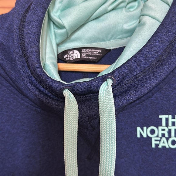 Long Sporty Sweater - Picture 4 of 6